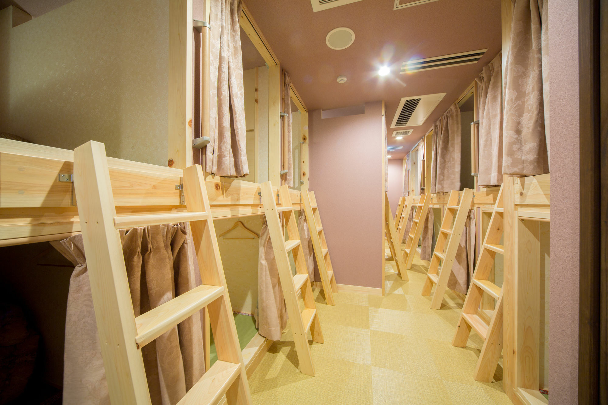 Hostel Wasabi Nagoya Ekimae Экстерьер фото